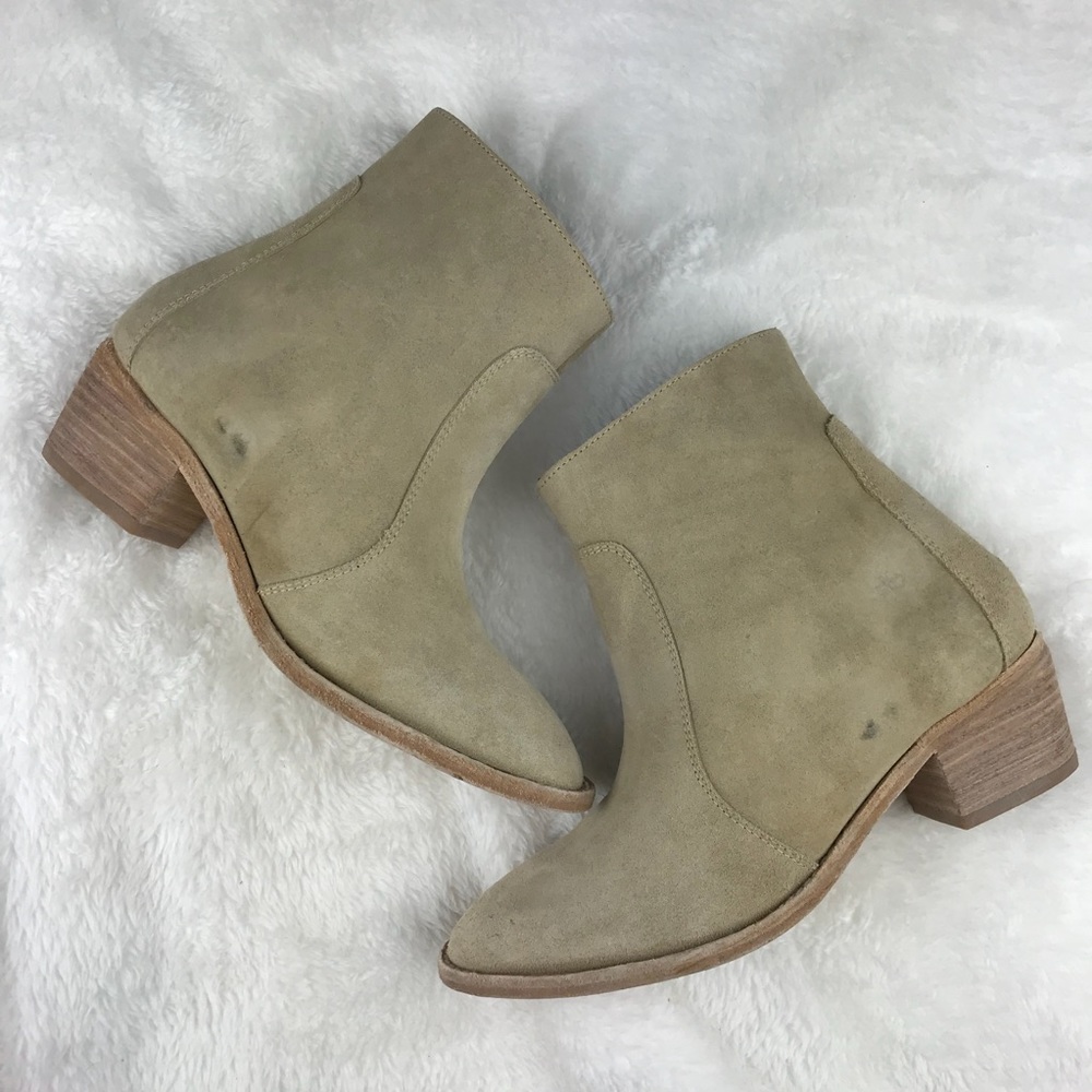 ANTHRO Farylrobin Tan Ankle Boot Bootie